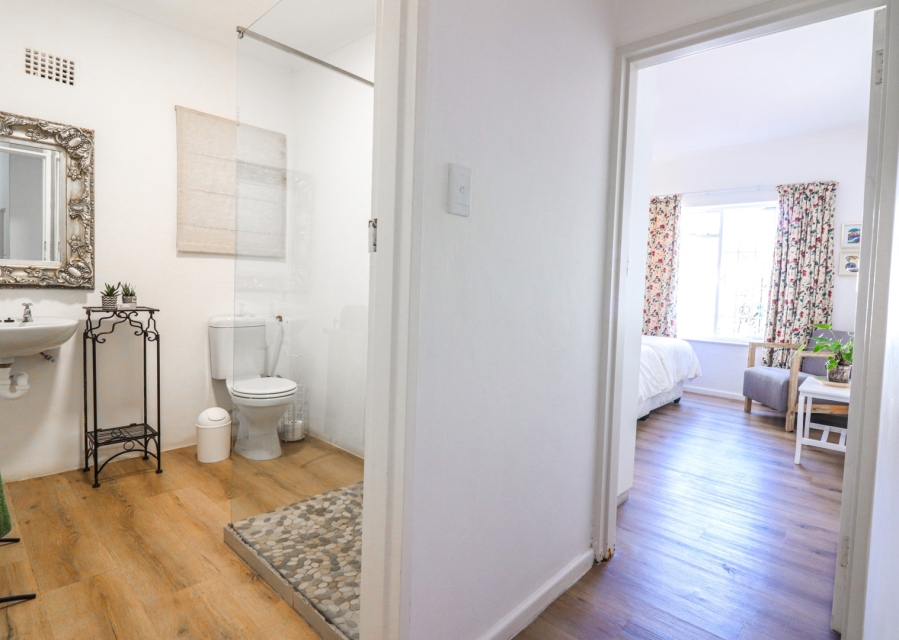 To Let 2 Bedroom Property for Rent in Voelklip Western Cape